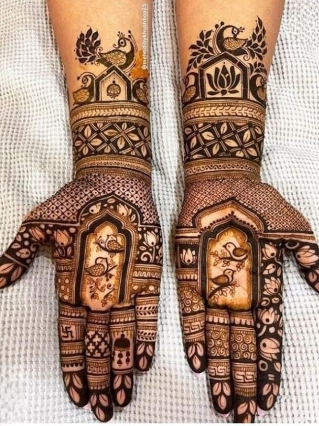 Jharokha Style Modern Bridal mehendi designs For wedding