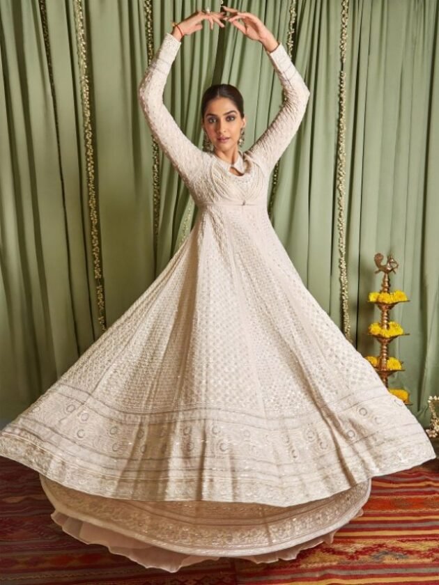 Sonam Kapoor Ahuja’s Layered Indo Western Anarkali Kurta Set