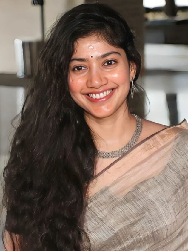 Sai Pallavi in Grey colour Saree Sai Pallavi in Grey colour Saree