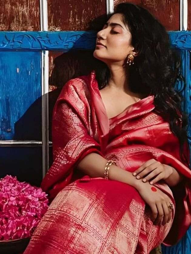 Sai Pallavi in Red Saree Sai Pallavi in Red Saree