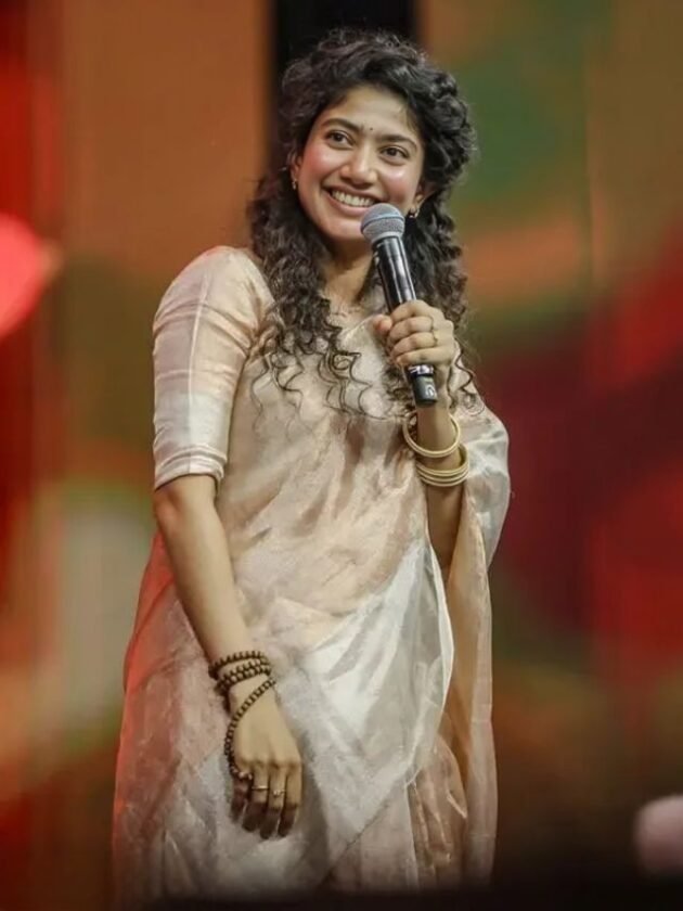 Sai Pallavi in Tissue Saree Sai Pallavi in Tissue Saree