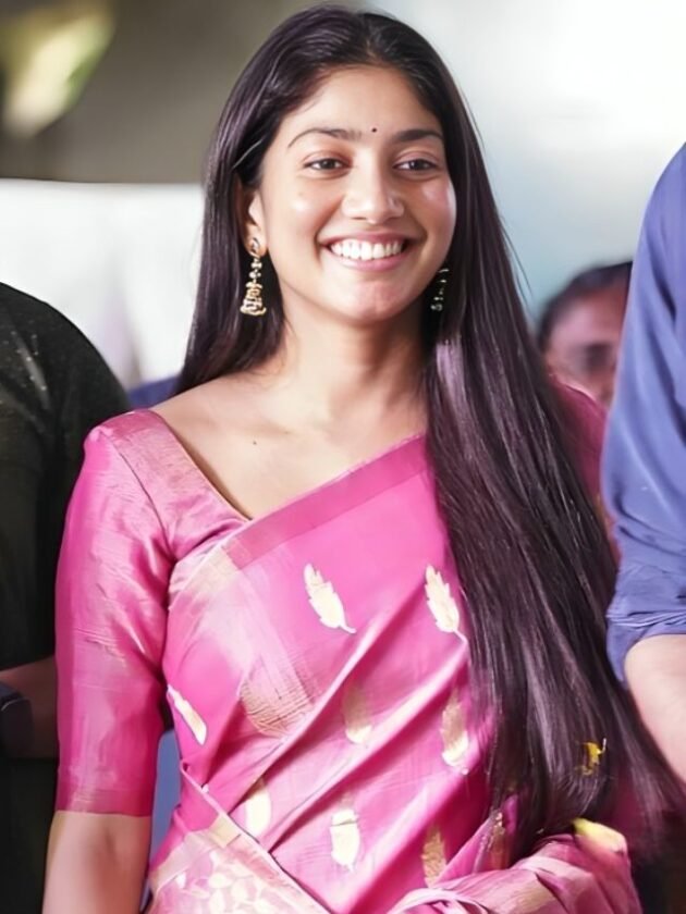 Sai Pallavi in hot pink saree Sai Pallavi in hot pink saree