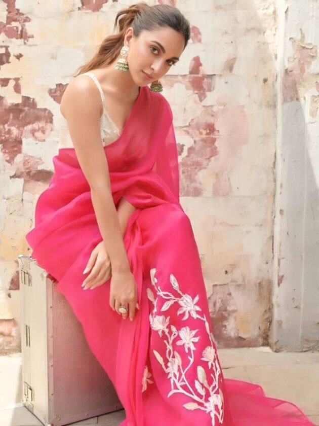 Kiara in Hot Pink saree Kiara in Hot Pink saree