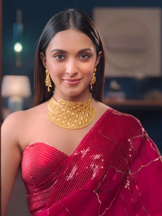 Kiara in Red Saree Kiara in Red Saree