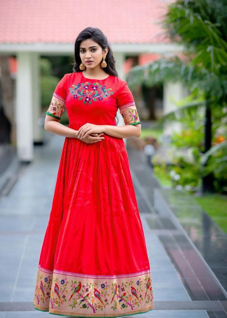 Find PAITHANI GOWN by L & S GOODS CO near me | Vedayapalem, Nellore, Andhra  Pradesh | Anar B2B Business App