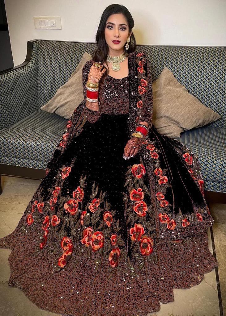 Black Red Gothic Wedding Dresses 2024 Tulle A-Line Long Sleeves Raised  Waist With Train Bridal Gown Free Customization - Milanoo.com
