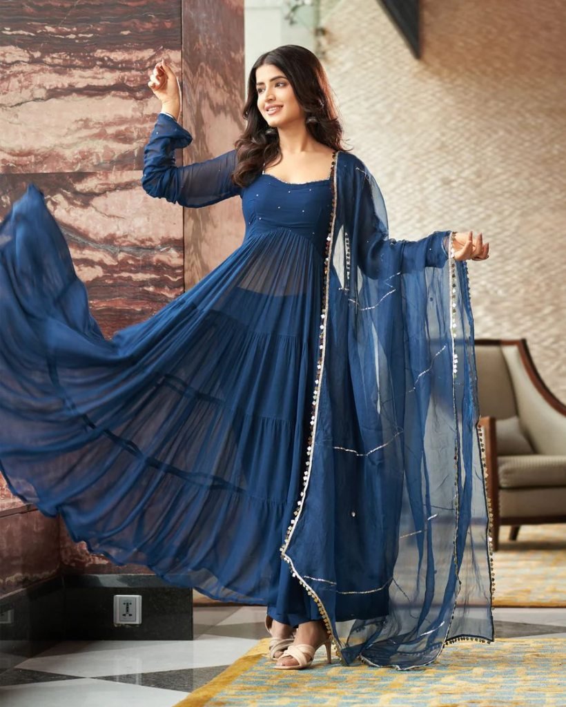Beautiful Anarkali Elegance With Modern Touch