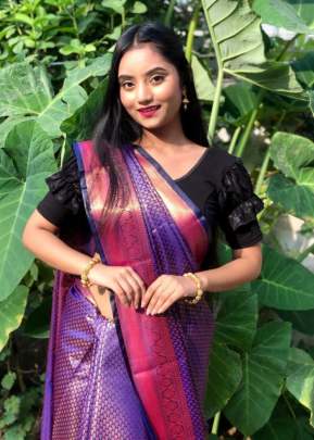 Pihu purple Kanjeevaram saree