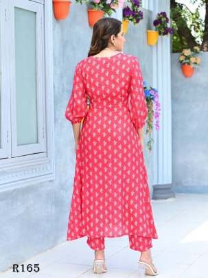 AAYAA Vol 7 Pink Digital Printed Pure Muslin Silk Kurtis Set