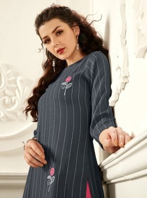 Banwery Present Rayon Weaving Handmade Embroidery Work Kurti