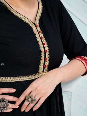 Banwery Trendy Flair Style Simple Black Kurti
