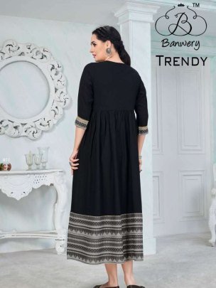 Banwery Trendy Flair Style Simple Black Kurti