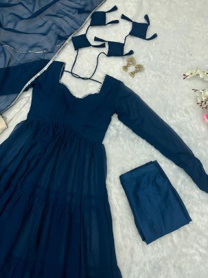 Beautiful Anarkali Elegance With Modern Touch