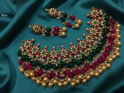 Beautiful Bridal Wear Necklace Set With Earrings