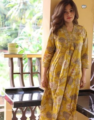 Beautiful Neck Kantha And  Embroidery Work Kurti Pant sets