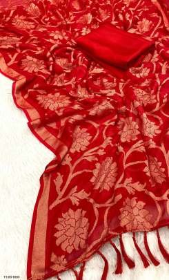 Beautiful Red Design Soft Silk Saree For Women