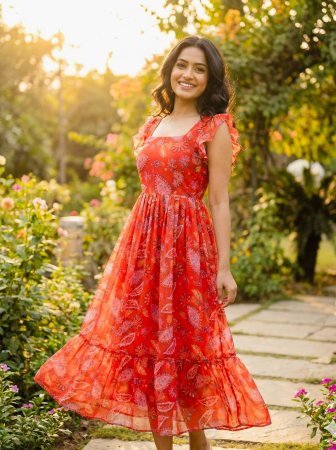 Beautiful Red Fox Georgette One Piece Dress 