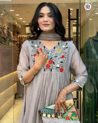 Beautiful Viscose Chinon Embroidery 3pcs Suit