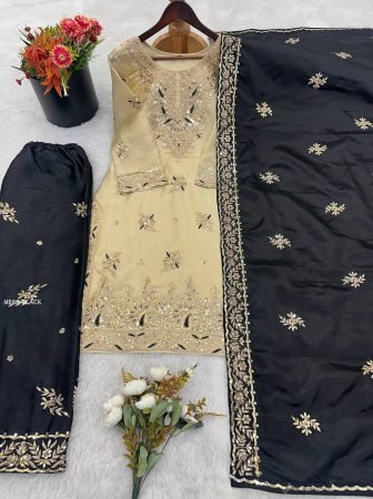 Black And Ivory Combination Sequence Work Suit Set