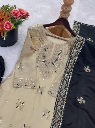 Black And Ivory Combination Sequence Work Suit Set