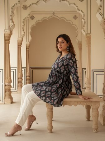 Black Printed Comfort Top For Women