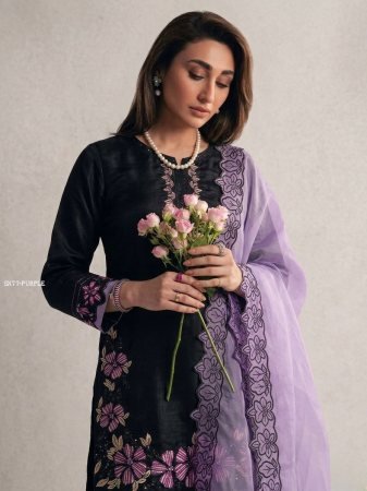 Black Roman Silk Kurta Set with Embroidery And Farsi Pant