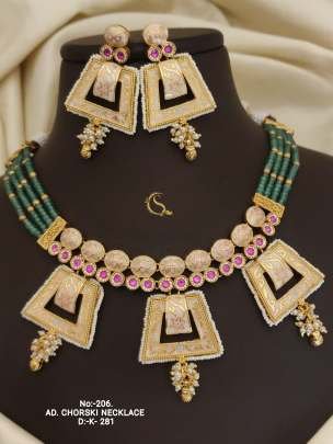 Chorski AD Necklace Set