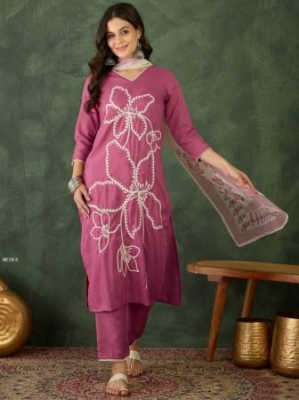 Comfortable Dark Gajri Color Rayon Kurti Set