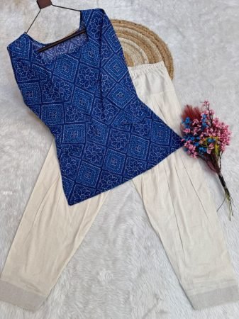 Cotton Bandhej Print Top With Linen Pant