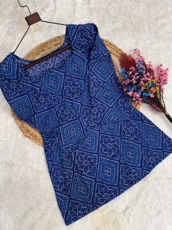 Cotton Bandhej Print Top With Linen Pant