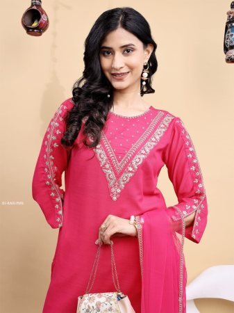 Cotton Blend Kurti Pant Set With Net Dupatta
