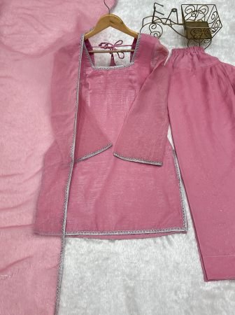 Crunchy Silk Pink Suit Set With Siroski Work