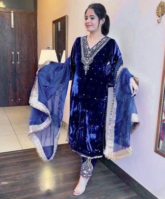 Dark bule Rivet Moti with fancy lace broder velvet suit