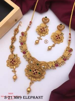 Designer Matt Antique Elephant Hasdi Set