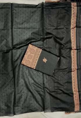 Designer Wedding Wear Of Soft Lichi Silk Saree