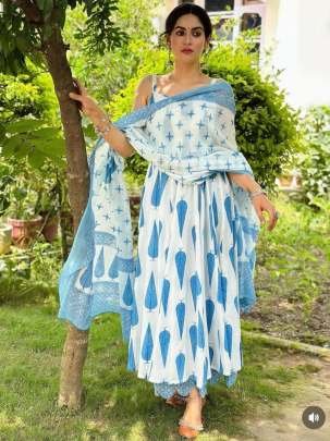 Digital Printed Pure Cemric Cotton Sleeveless Kurti Set