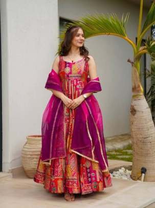 Elegance Anarkali Chinon Silk Kurtis With Organza Dupatta