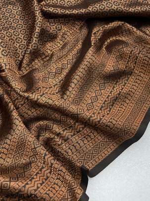 Elegant Black Banarasi Silk Saree with Traditional Motifs