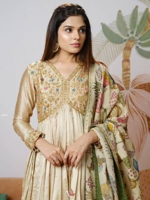 Elegant Floral Printed Ethnic Wear