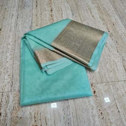 Elegant Kora Organza Saree With Banarasi Weave And Dyeable Border