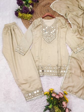 Elegant Vichitra Silk Kurti Set with Mirror Work With Dupatta