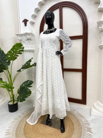 Elegant White Embroidered Gown Suit Set for Festive Wear