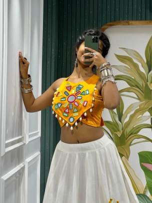 Elegent Navratri 10 Meter Flair Lehenga With Halter Neck Blouse
