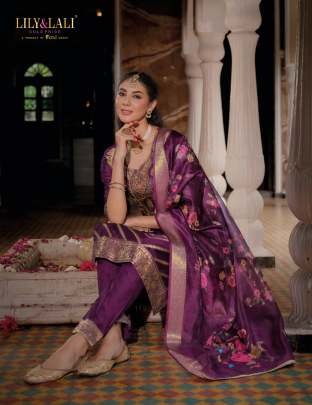 Fancy hand Work Wine  Kurti Pant Dupatta Set