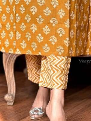 Fancy Muster Mill Print Pure Cotton Koti Kurtis Set