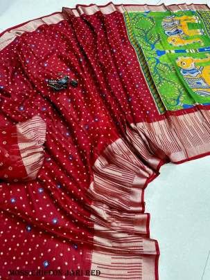 Fashionable Chiffon Jari Border Red Saree