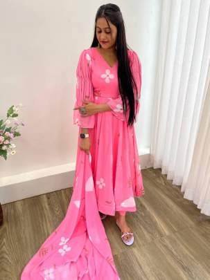 Fox Gerorrget Pink Anarkali Kurtis Pent Set