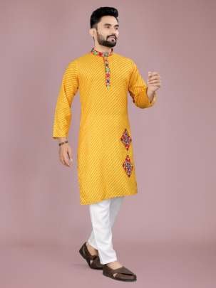 Gamthi Work Heavy Cotton Yellow Kurta And Pyjama