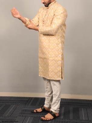 Gold Morpankh Soft J Card Men kurta with Payjama