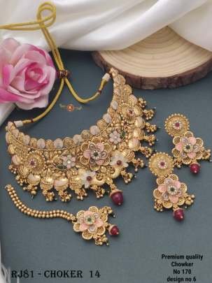 Gold Plated Traditional Kundan Choker Necklace Set with Earrings 